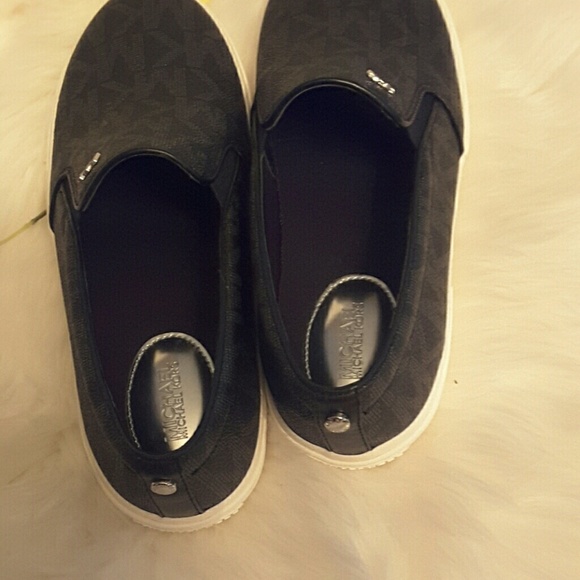 Michael kors Keaton Logo Blk Slip on Sneakers - Picture 3 of 8